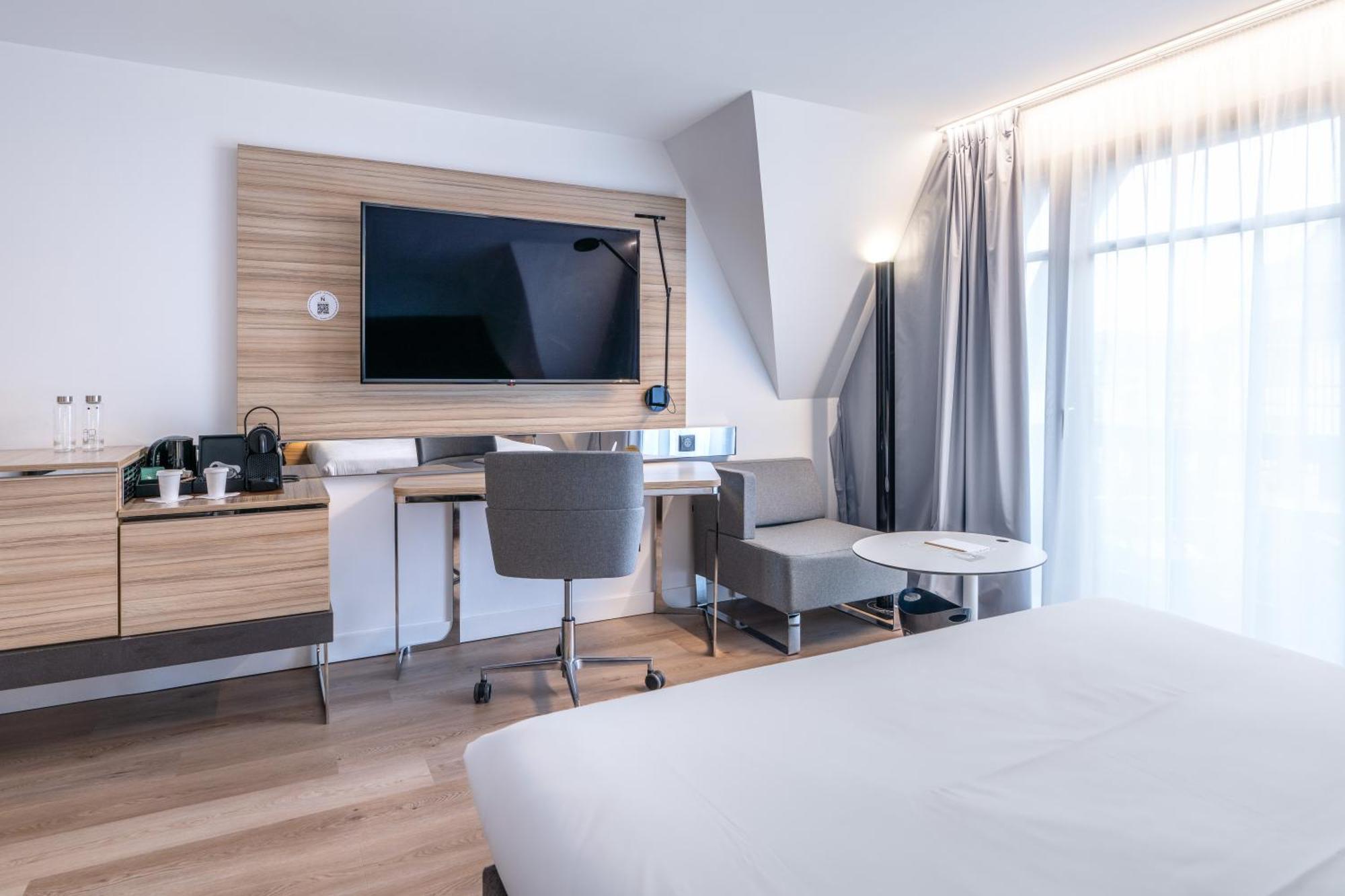 โนโวเทล โดวีล ปลาฌ Hotel โดวีลล์ ภายนอก รูปภาพ